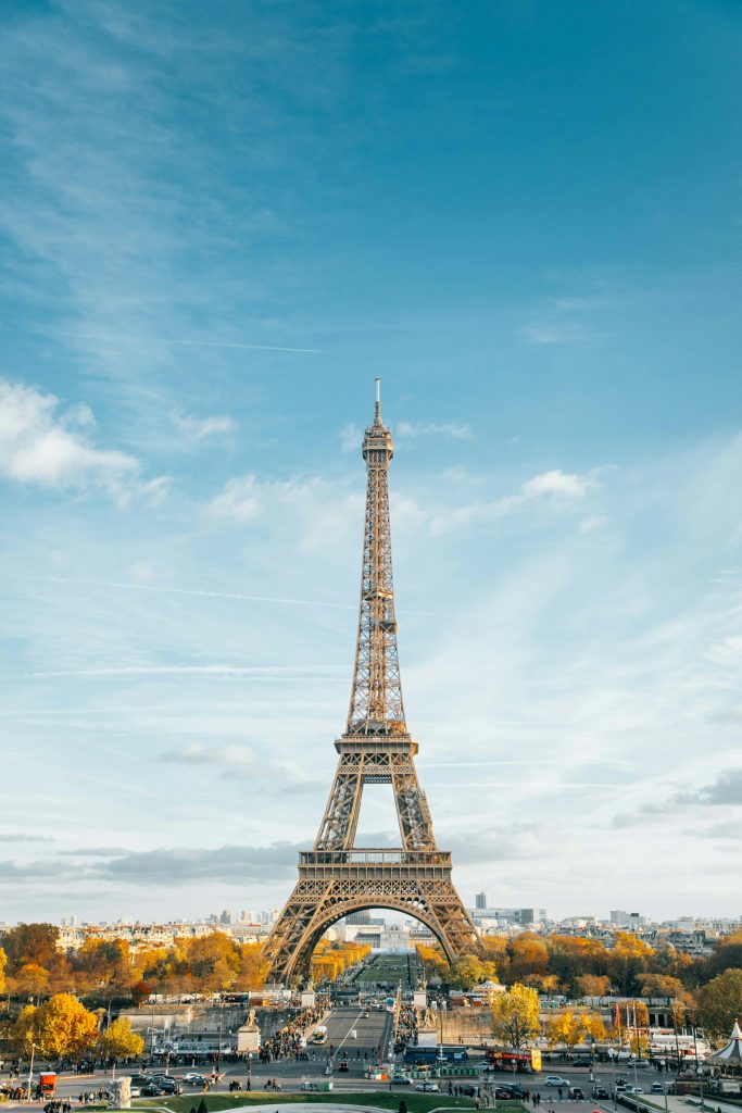 Best Time to Visit Paris: Ultimate Guide to Weather, Crowds, Events & Hotel Prices