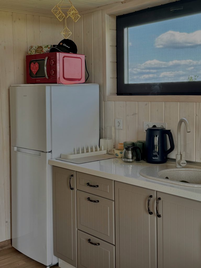 Kitchenette in hotel room