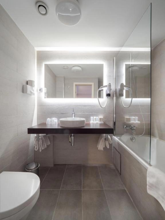 hotel image 10