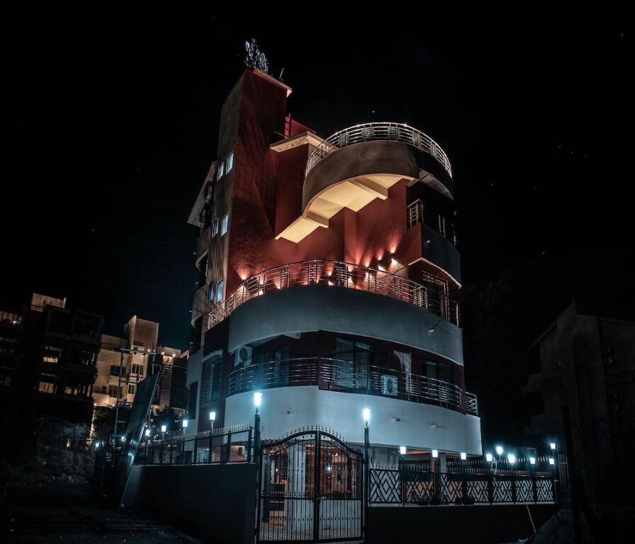 hotel