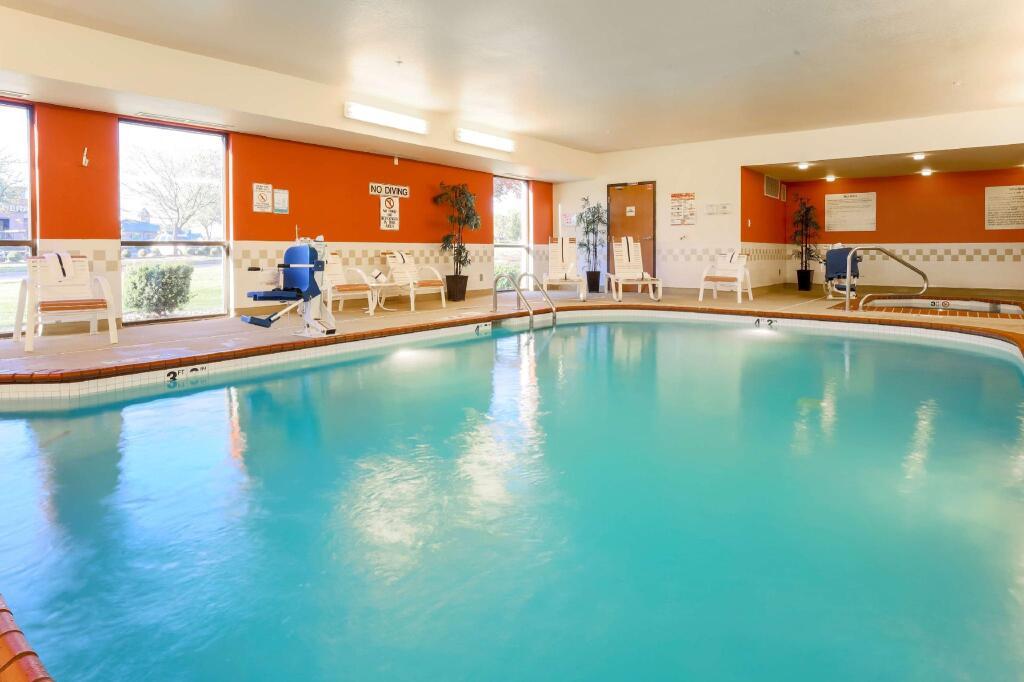 hotel image 12