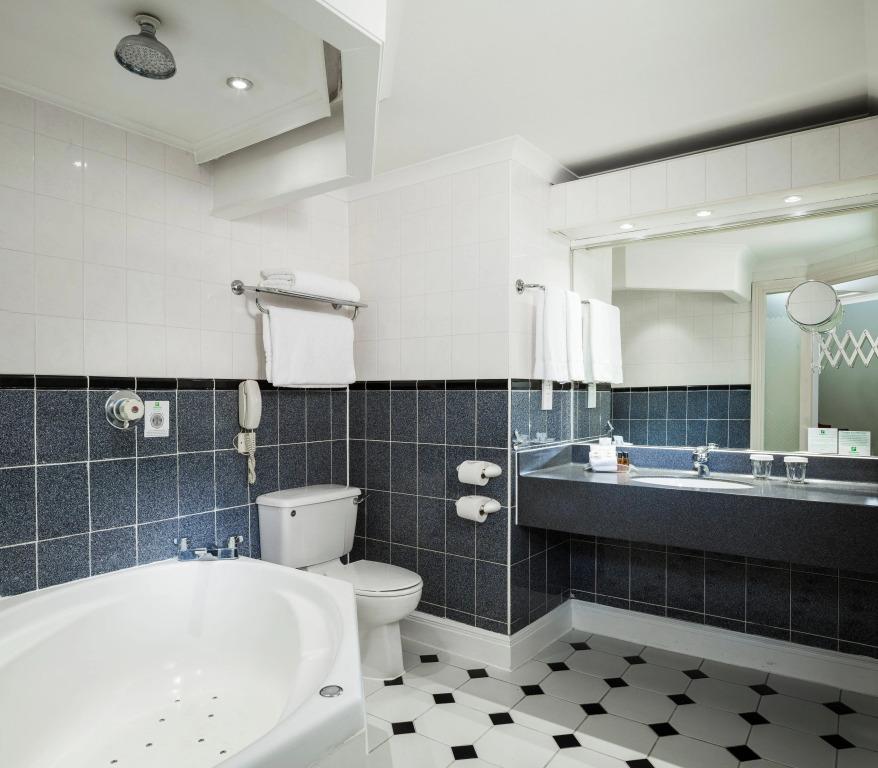 hotel image 10