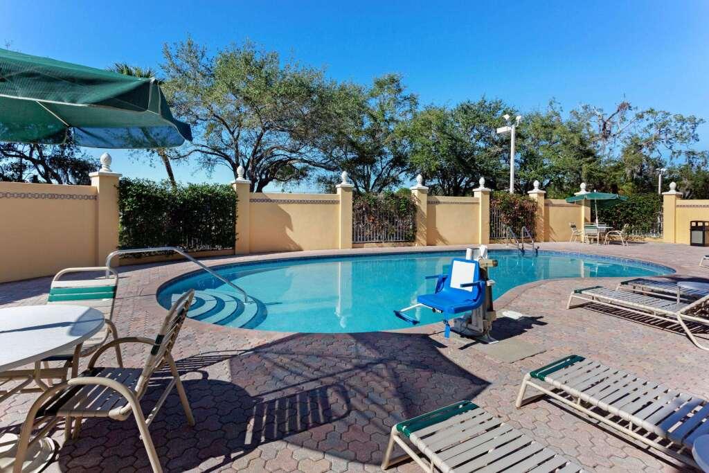 hotel image 11