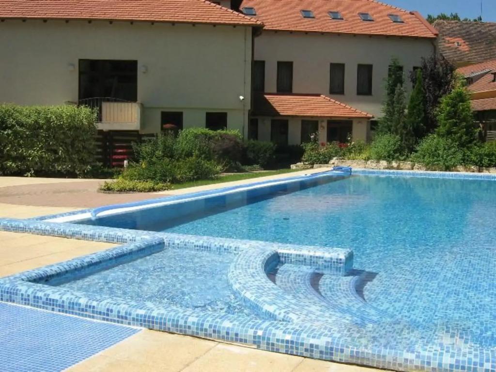 hotel image 13