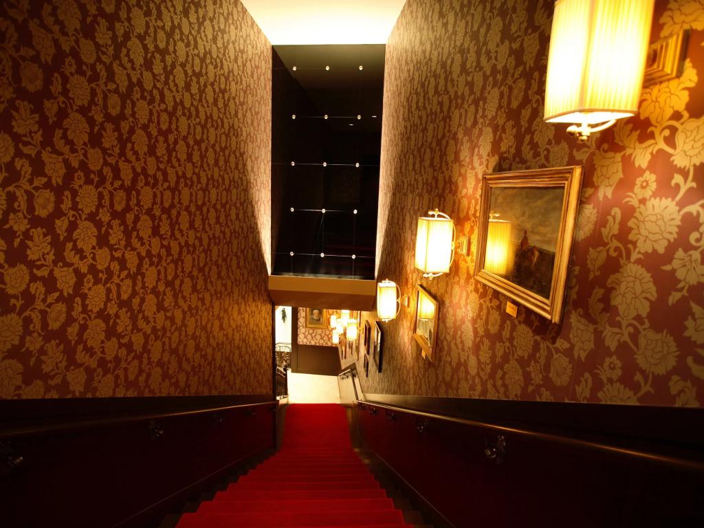 hotel image 11