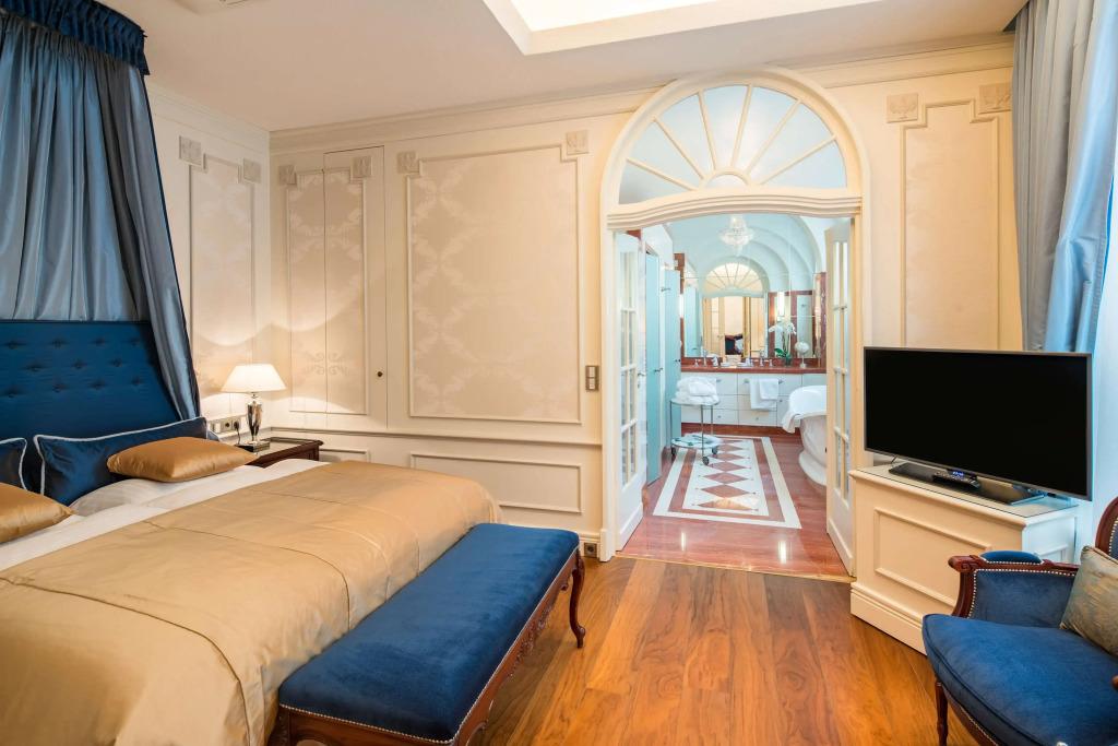 hotel image 36