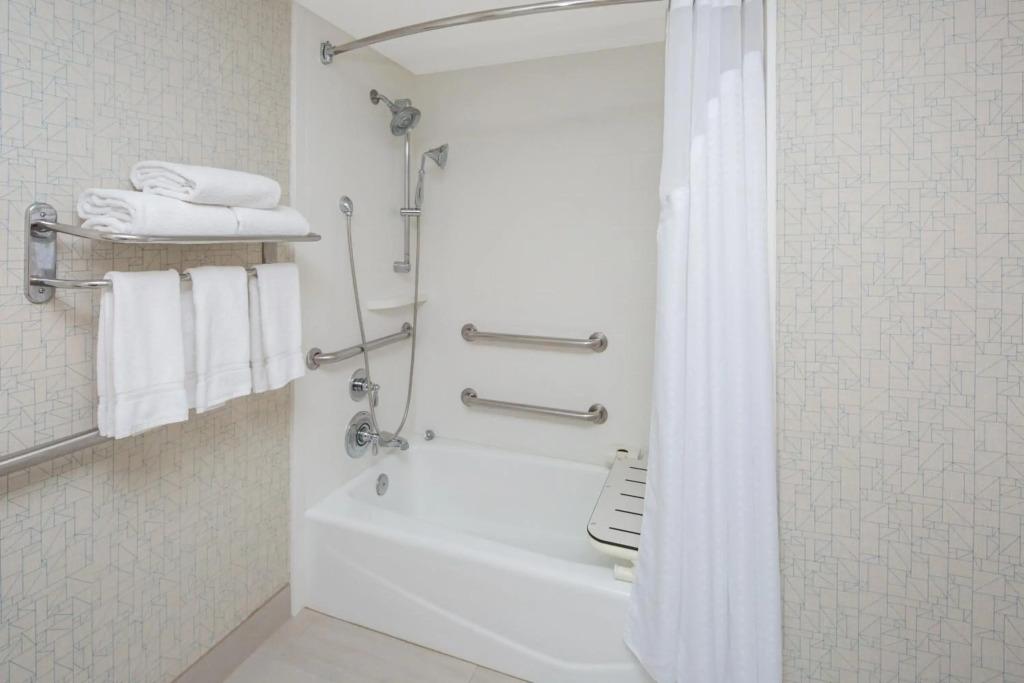 hotel image 16