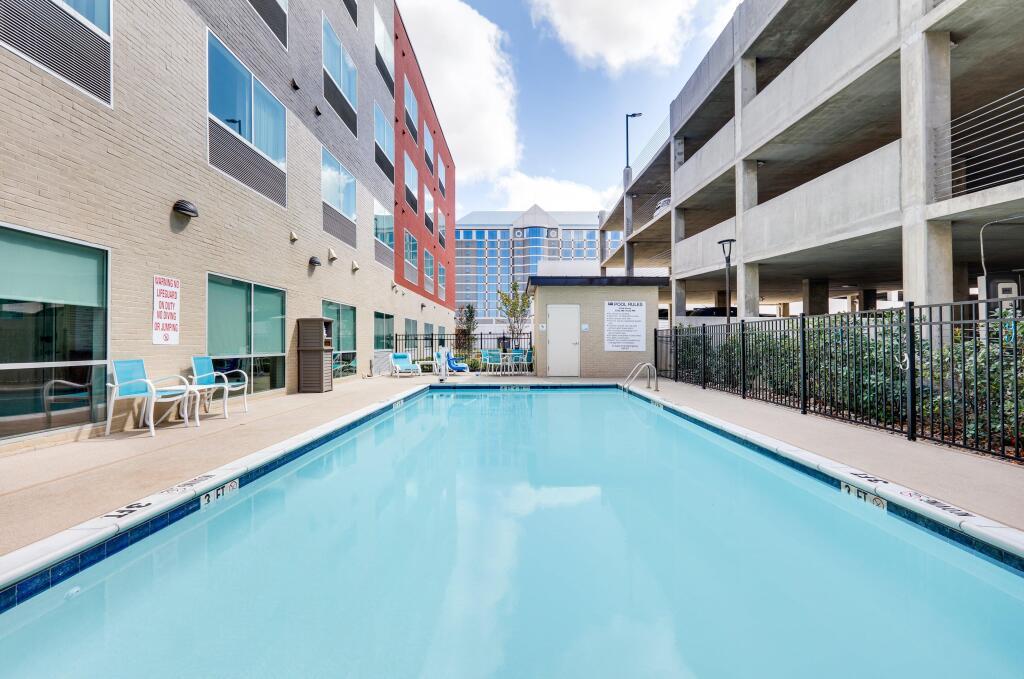 hotel image 16