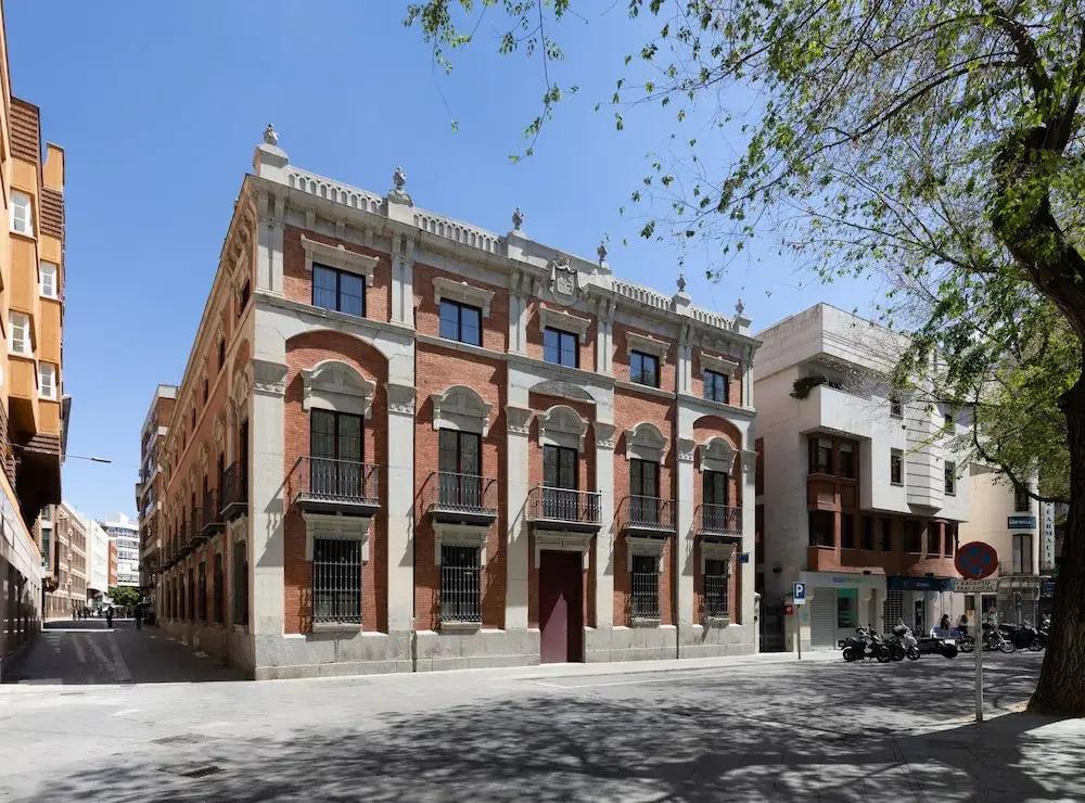 hotel image 13