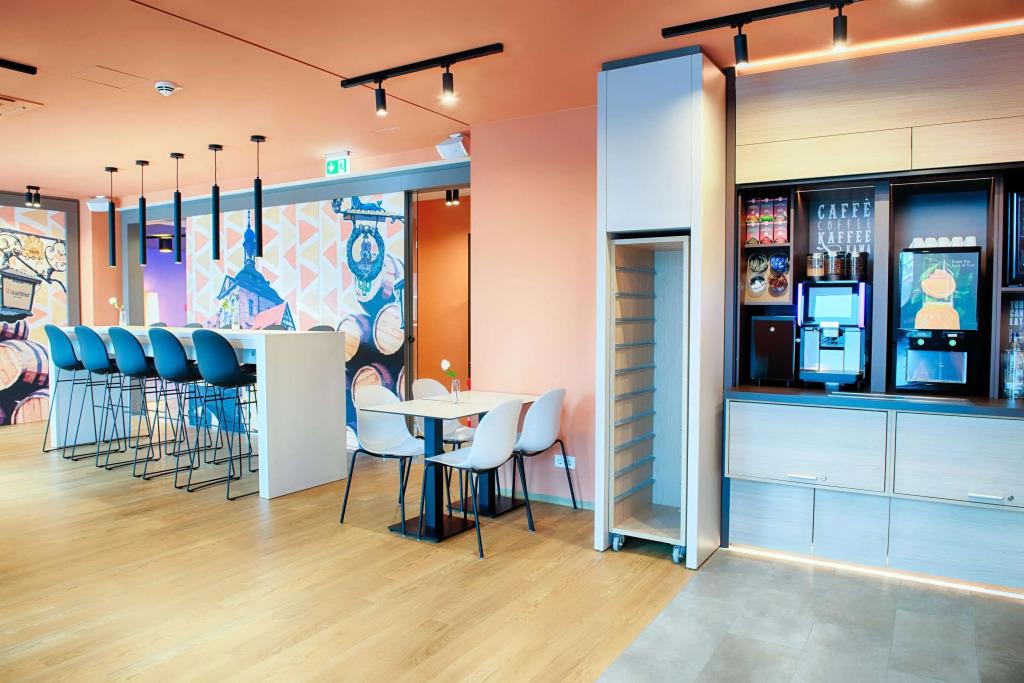 hotel image 9