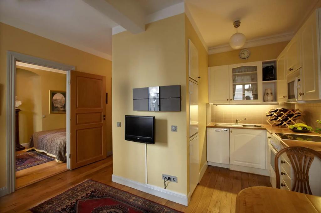hotel image 16