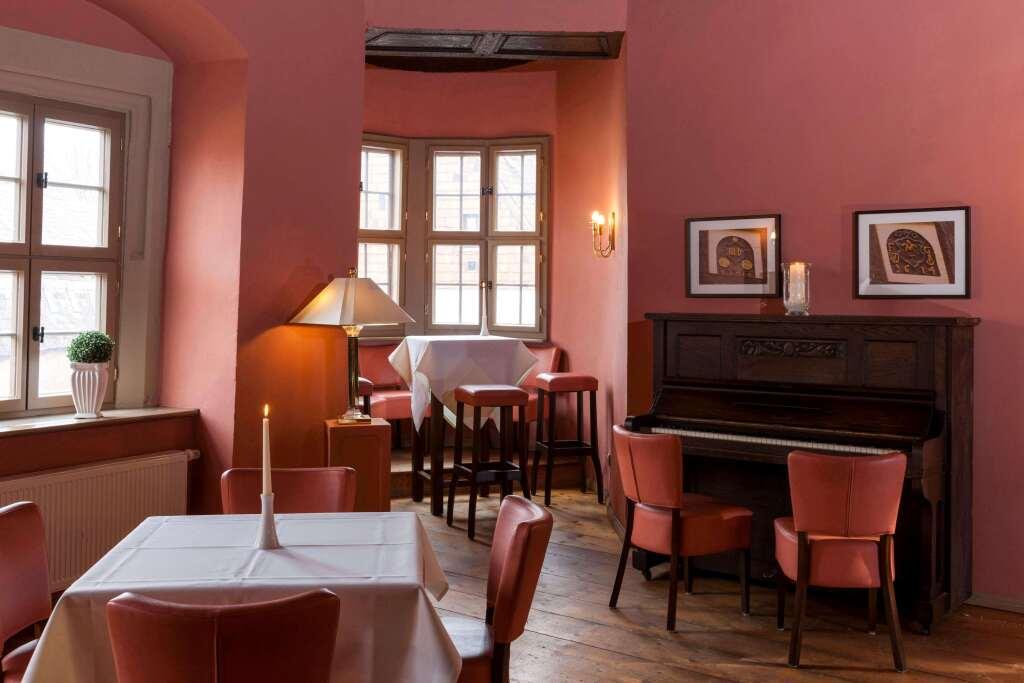 hotel image 10