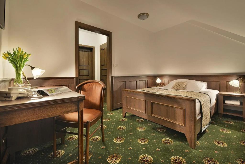hotel image 9