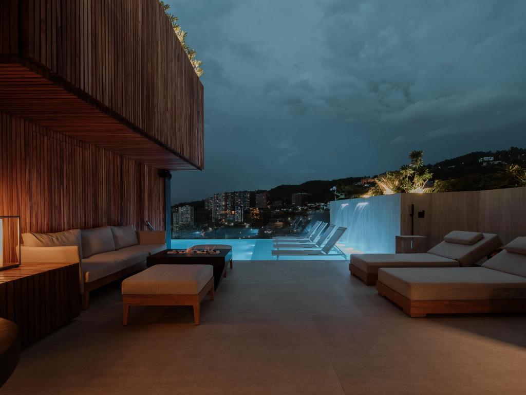 hotel image 13