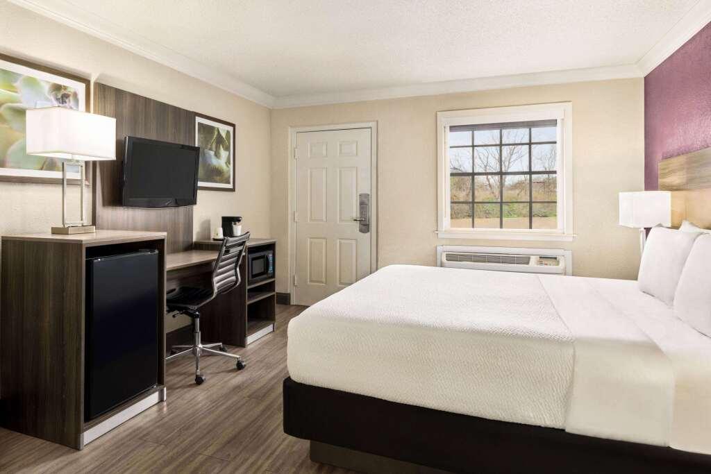 hotel image 10