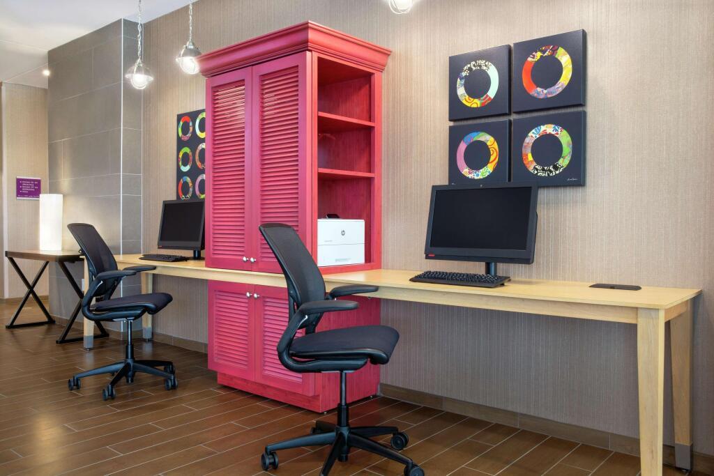 hotel image 10