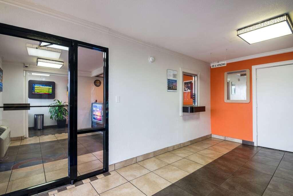 hotel image 16