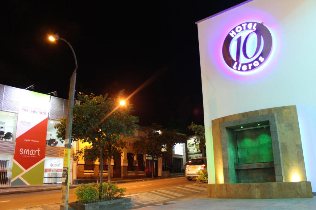 hotel image 16