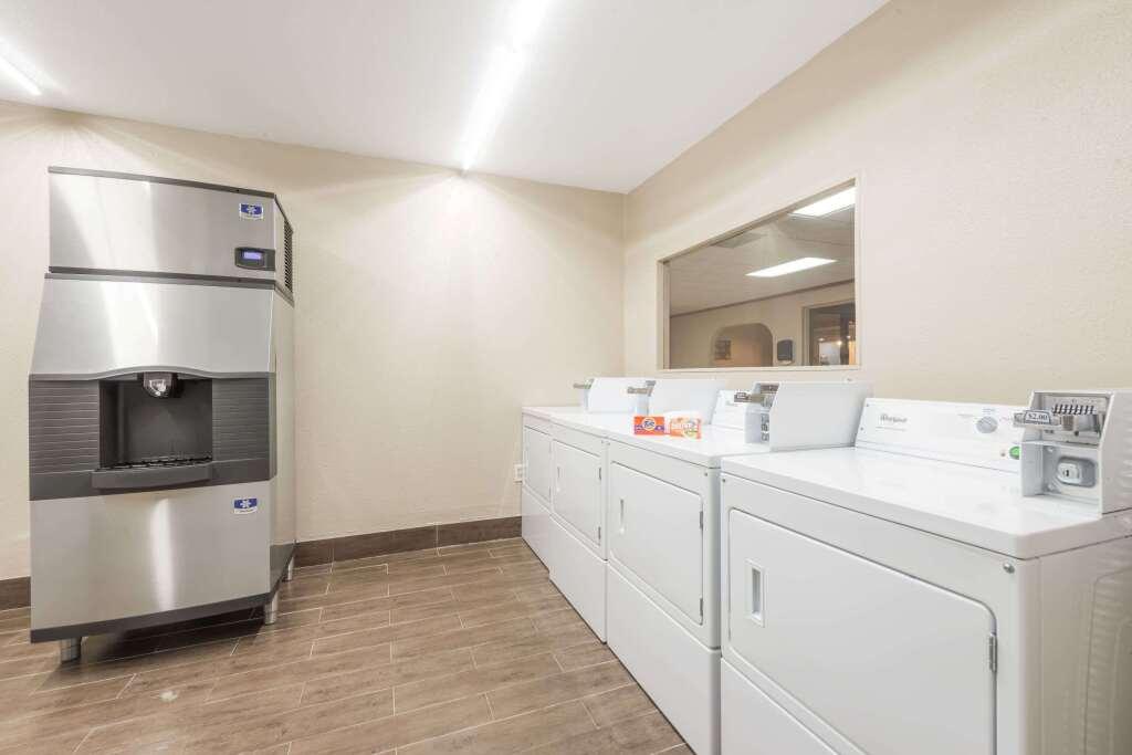 hotel image 10