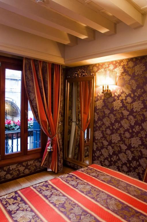 hotel image 7