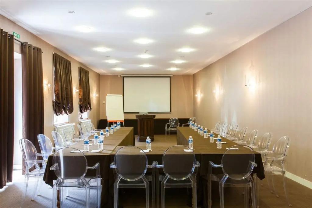 hotel image 11