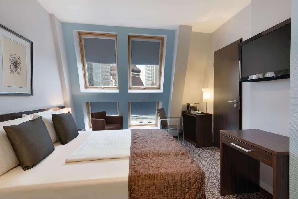 hotel image 13