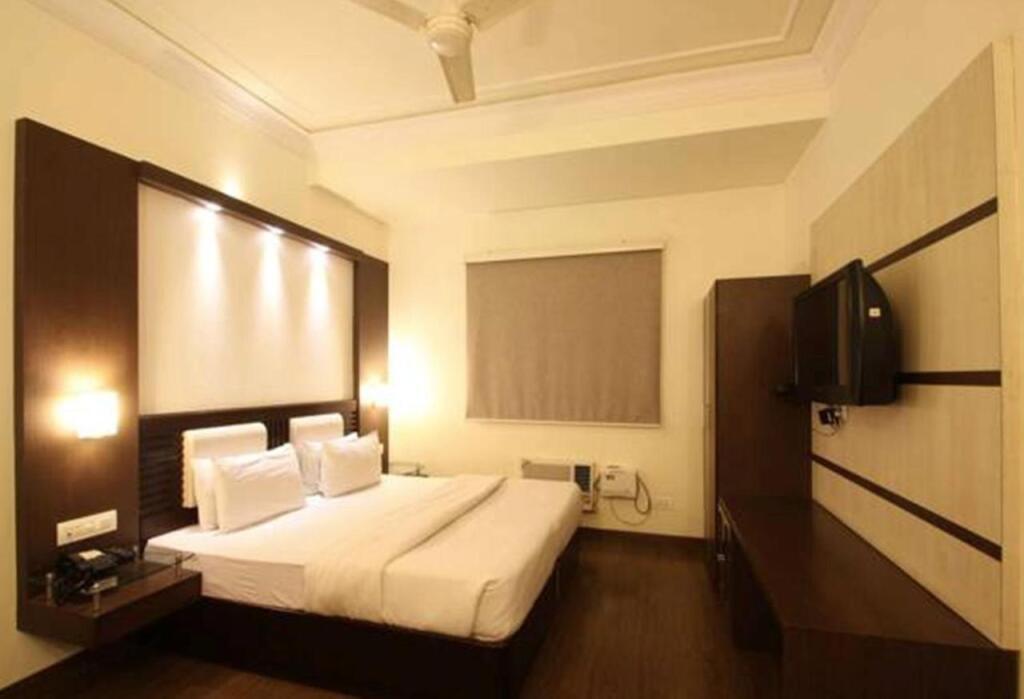 hotel image 13