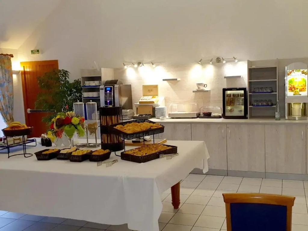 hotel image 10