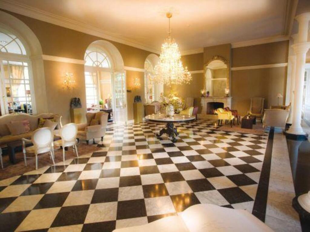hotel image 9