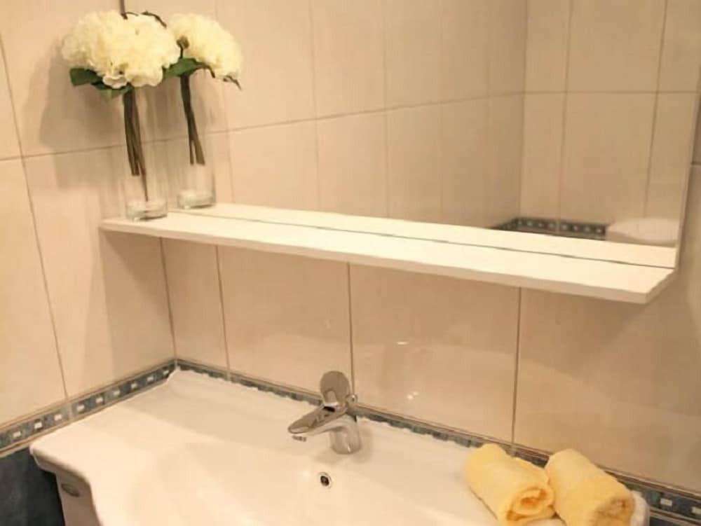 hotel image 28