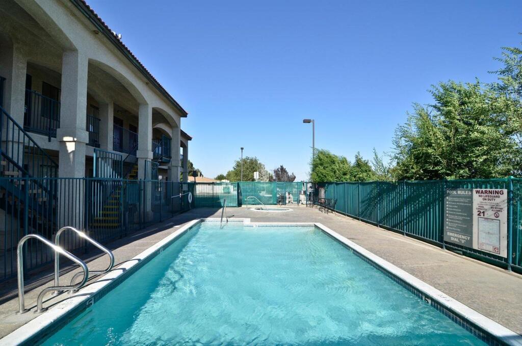hotel image 16