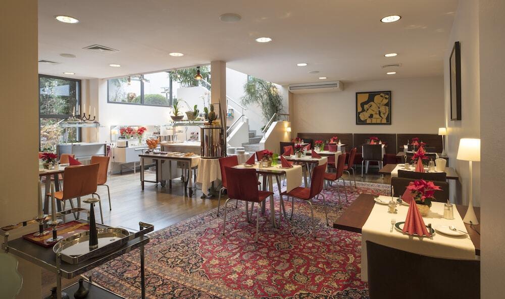 hotel image 13