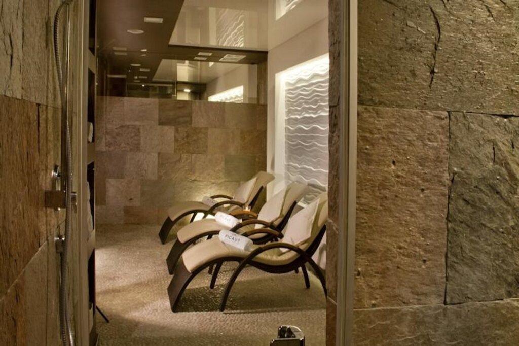 hotel image 14