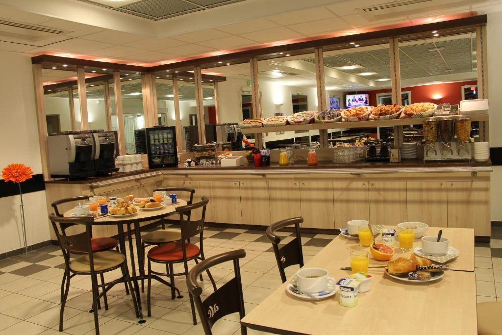 hotel image 13