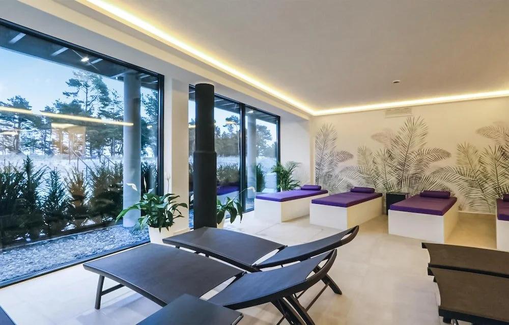 hotel image 12
