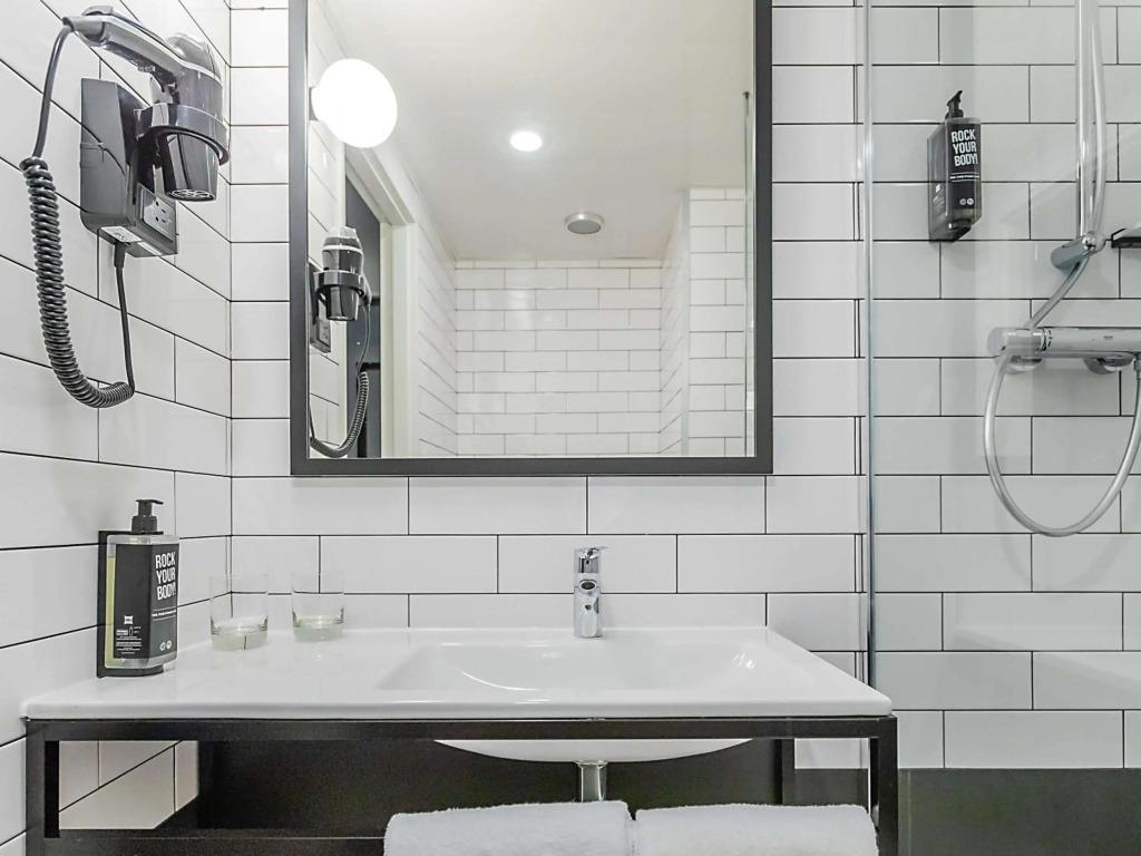 hotel image 16