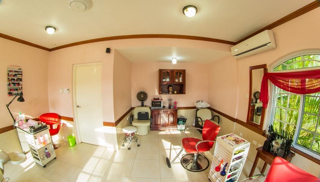 hotel image 16