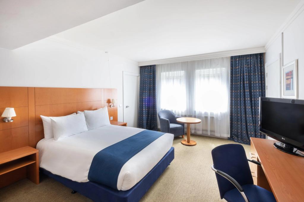 hotel image 13