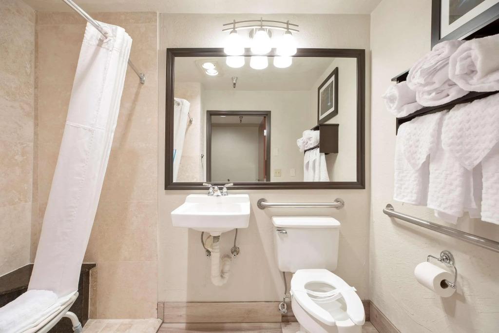 hotel image 13