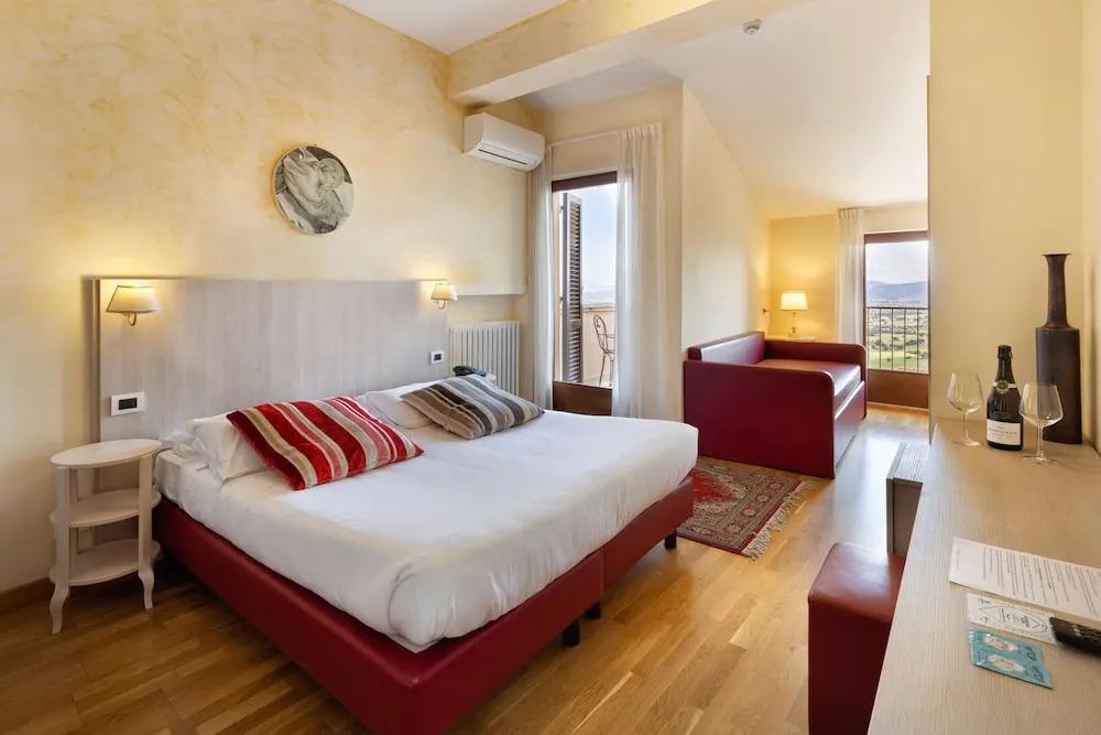hotel image 12