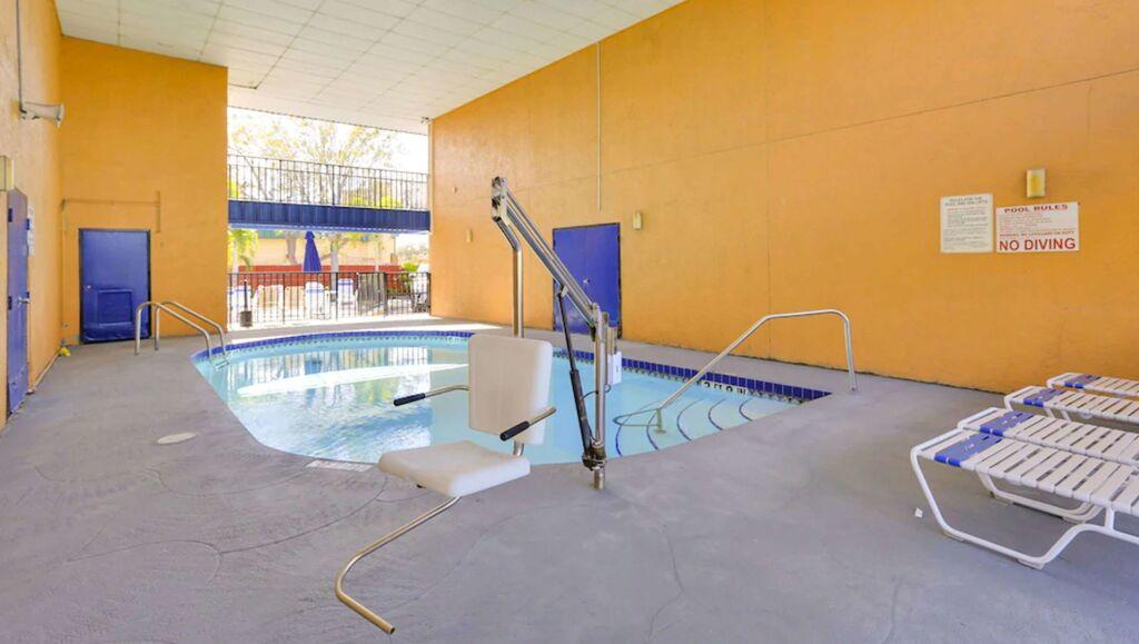 hotel image 12