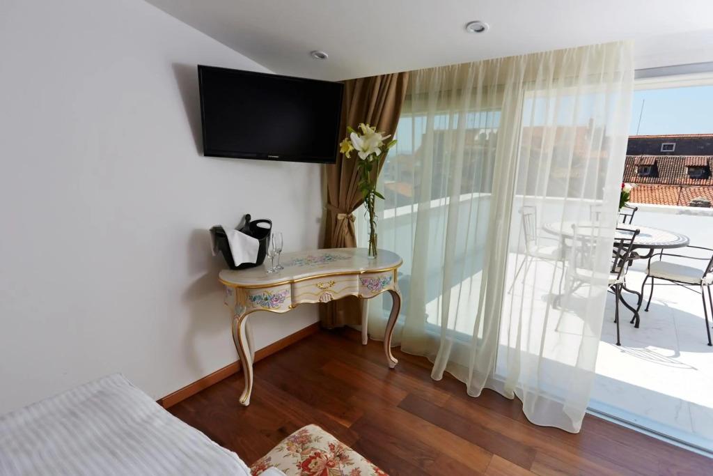 hotel image 11