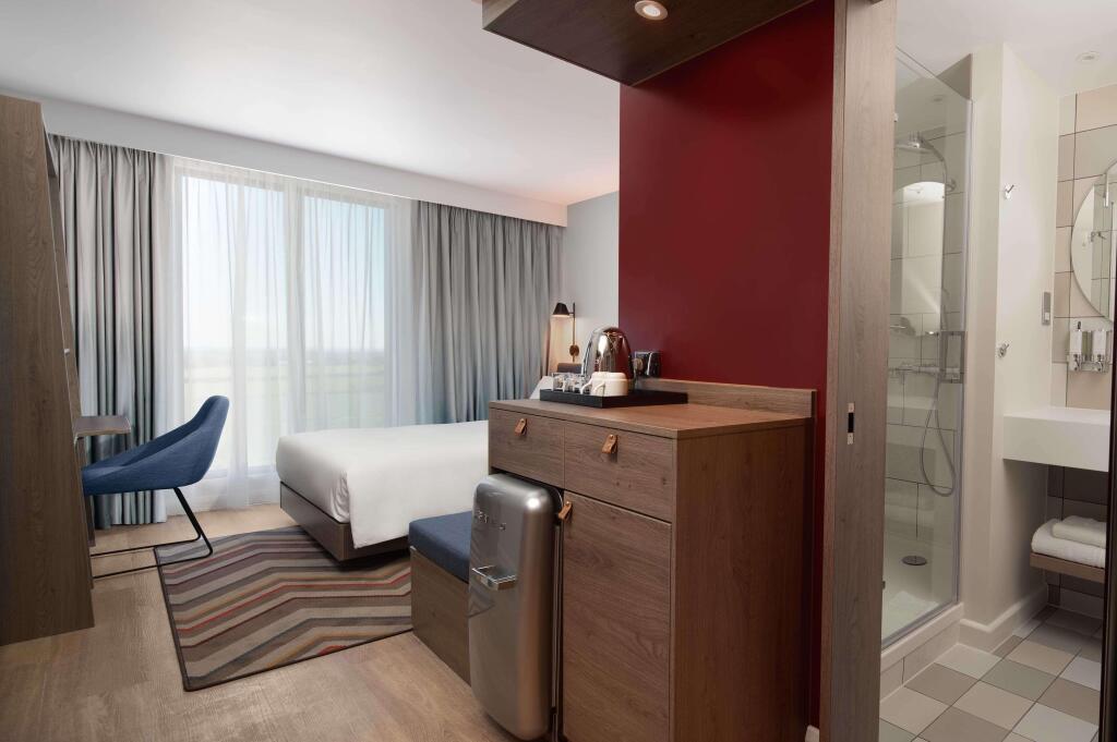 hotel image 16