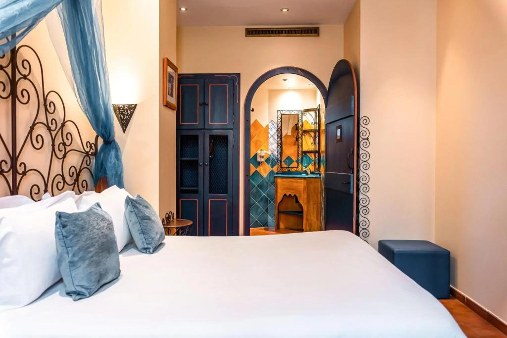 hotel image 8