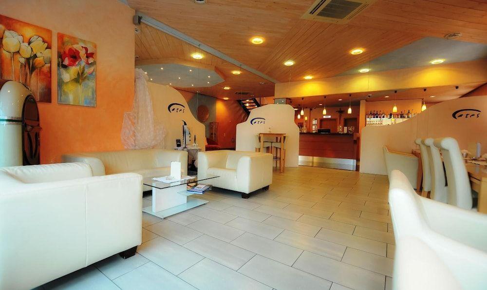 hotel image 16