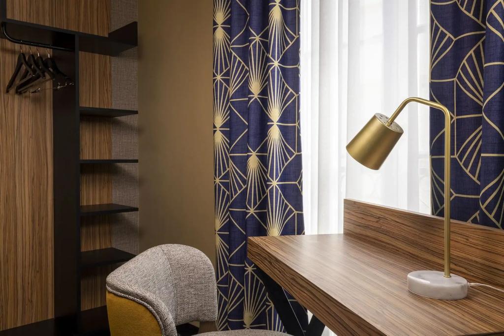 hotel image 12