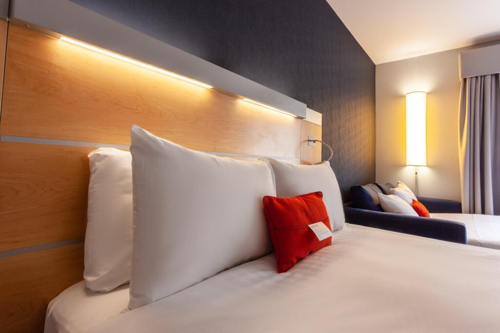 hotel image 9