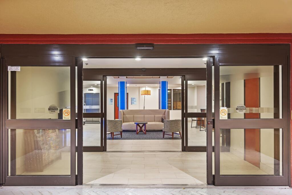 hotel image 9