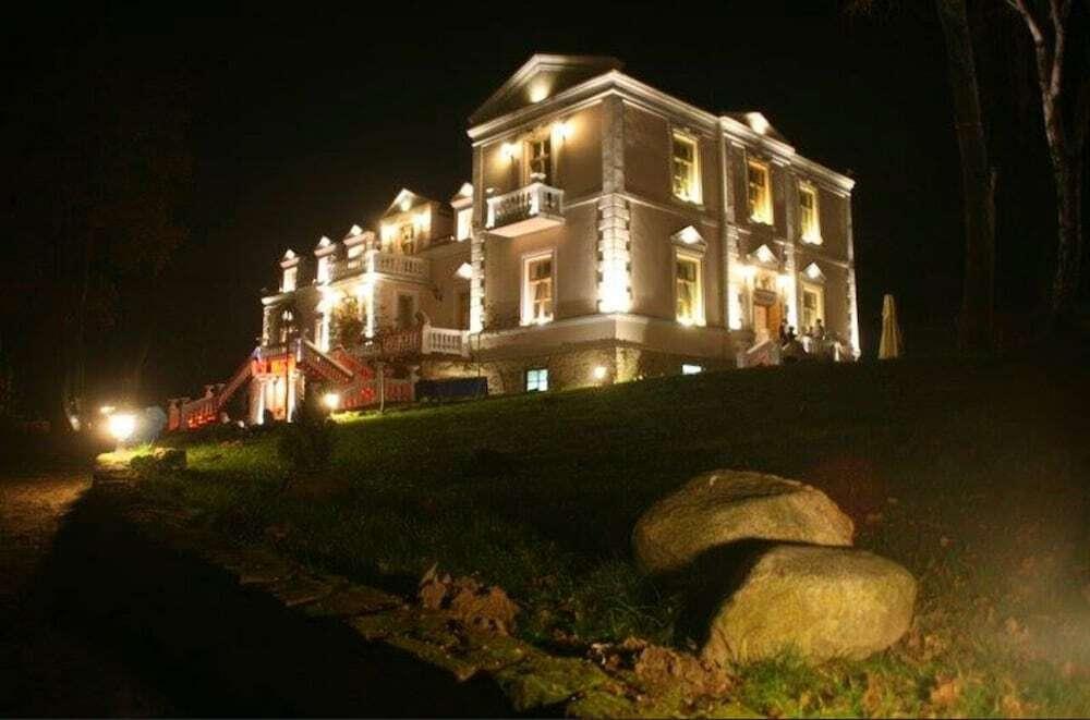 hotel image 16