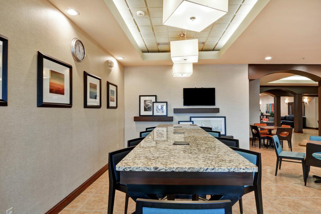 hotel image 16